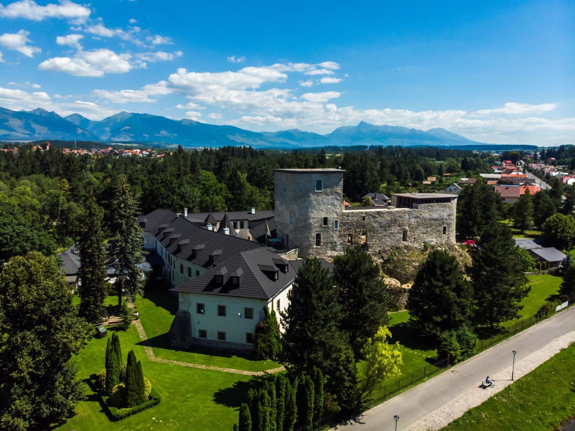 Chateau Grandcastle Liptovský Hrádok Zewnętrze zdjęcie